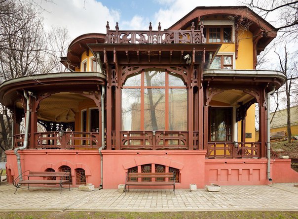 Особняк Носова — двухэтажный дом московского купца-старообрядца