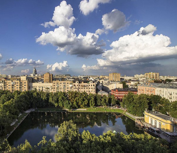 В какой районе Москвы самые дорогие квартиры?